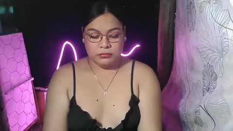 Snapshot of iana_whorexxx chatting on February 21, 3:51 am iana online show from February 21, 3:51 am
