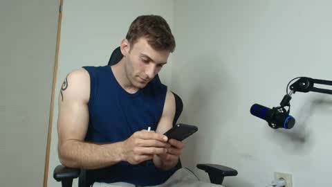 Snapshot of ianandersson27 chatting on May 7, 6:30 am Ian Andersson online show from May 7, 6:30 am