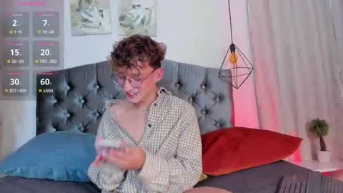 ian  online show from October 22, 3:18 am