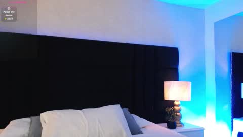 Snapshot of ianlark chatting on February 12, 6:52 am Ian Lark online show from February 12, 6:52 am