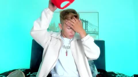 Andrew online show from January 18, 4:05 am