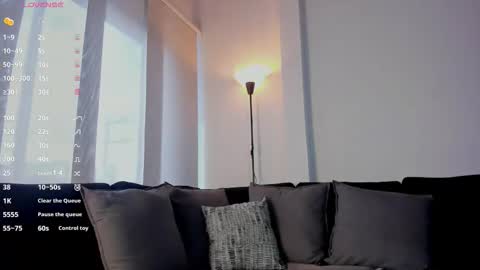 Snapshot of iara_martinez chatting on November 9, 2:04 pm I A R A online show from November 9, 2:04 pm