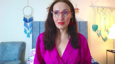 Iberian Moon online show from November 28, 5:59 pm