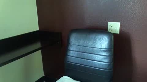 PMS online show from November 3, 5:14 pm