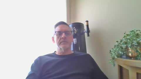 Snapshot of icanhelpu43 chatting on February 1, 6:19 pm icanhelpu43 online show from February 1, 6:19 pm