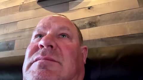 icanmakeyousquirt69 online show from April 22, 9:38 pm