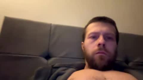 Snapshot of icantstayaway chatting on January 6, 8:07 pm icantstayaway online show from January 6, 8:07 pm