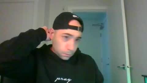 icecreammanx online show from January 17, 7:28 pm