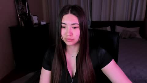 Snapshot of iceicebabe_ chatting on May 11, 1:00 am Aiza online show from May 11, 1:00 am