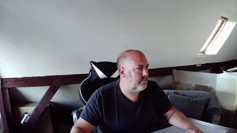 Snapshot of iceoli123 chatting on September 16, 4:08 pm iceoli123 online show from September 16, 4:08 pm