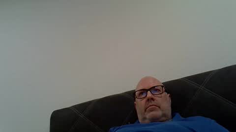 iceoli123 online show from March 10, 6:24 pm