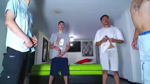 THOMAS AND DAMIAND online show from September 12, 1:22 pm