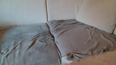 SnowTiger online show from January 13, 9:30 am