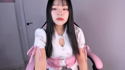 Hitomi   online show from December 2, 7:36 am