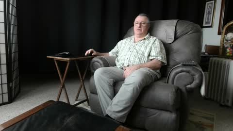 Snapshot of icihristopher chatting on February 13, 7:10 pm Christopher online show from February 13, 7:10 pm