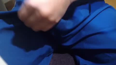 Snapshot of icky_thumps chatting on December 25, 5:37 am icky_thumps online show from December 25, 5:37 am