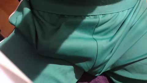 Snapshot of icky_thumps chatting on February 15, 8:43 pm icky_thumps online show from February 15, 8:43 pm