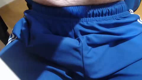 Snapshot of icky_thumps chatting on March 7, 5:51 am icky_thumps online show from March 7, 5:51 am