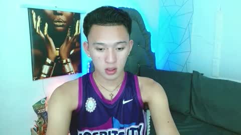 Mateo online show from March 25, 3:29 pm