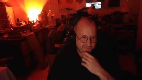 icum4ladies2021 online show from November 17, 8:03 pm