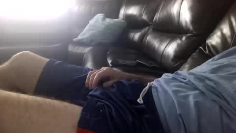 icumming online show from April 4, 5:10 pm