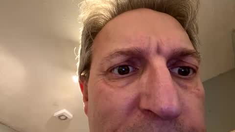 icums4u online show from November 5, 4:40 pm