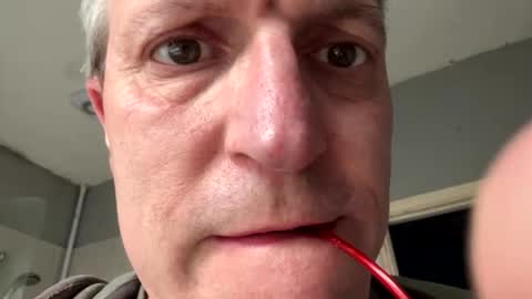 icums4u online show from April 20, 2:20 pm