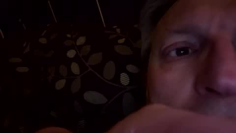 icums4u online show from May 18, 9:42 pm