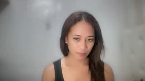 Snapshot of icy_heartxoxox chatting on March 22, 12:30 pm Heart online show from March 22, 12:30 pm