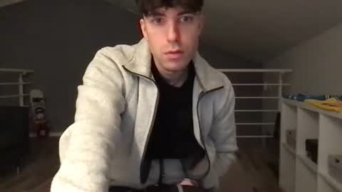 Snapshot of icyninesix chatting on January 8, 12:06 am icyninesix online show from January 8, 12:06 am