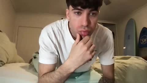 Snapshot of icyninesix chatting on February 16, 10:43 pm icyninesix online show from February 16, 10:43 pm