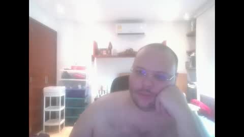 Snapshot of idleexcitations chatting on January 5, 5:09 pm idleexcitations online show from January 5, 5:09 pm