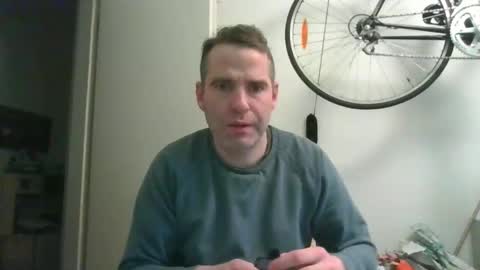 Snapshot of idontknowwhy1 chatting on January 13, 6:49 am idontknowwhy1 online show from January 13, 6:49 am