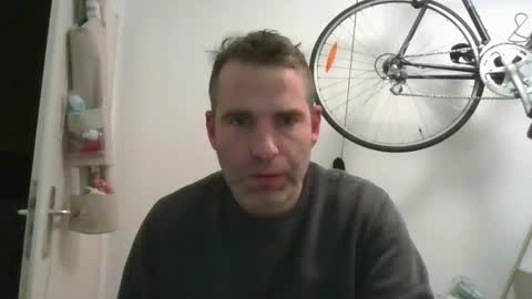 Snapshot of idontknowwhy1 chatting on January 15, 10:46 pm idontknowwhy1 online show from January 15, 10:46 pm