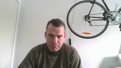 Snapshot of idontknowwhy1 chatting on February 16, 9:59 am idontknowwhy1 online show from February 16, 9:59 am