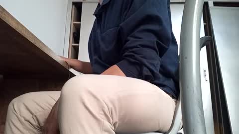 Snapshot of idris_izan chatting on October 30, 1:45 pm idris izan online show from October 30, 1:45 pm