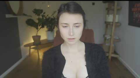 Belle online show from October 16, 10:49 am