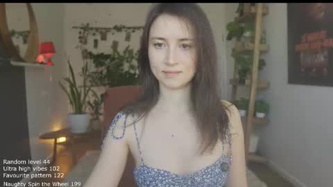 Snapshot of ifyouleave chatting on February 10, 9:24 am Belle online show from February 10, 9:24 am