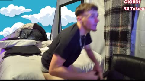 Snapshot of igetherwetter chatting on December 2, 4:31 am Amiri Roue online show from December 2, 4:31 am