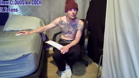 Snapshot of igetherwetter chatting on January 24, 3:45 pm Amiri Roue online show from January 24, 3:45 pm