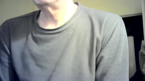 Snapshot of ignoredlittlestloser chatting on December 5, 9:17 am ignoredlittlestloser online show from December 5, 9:17 am