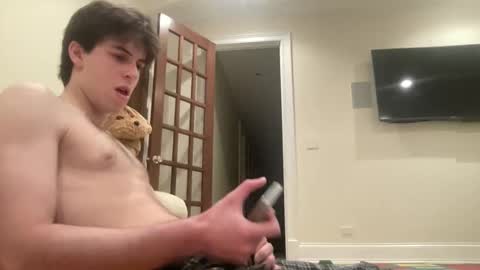 Snapshot of ihatethatcuteguy chatting on February 10, 5:55 am All American Jock online show from February 10, 5:55 am