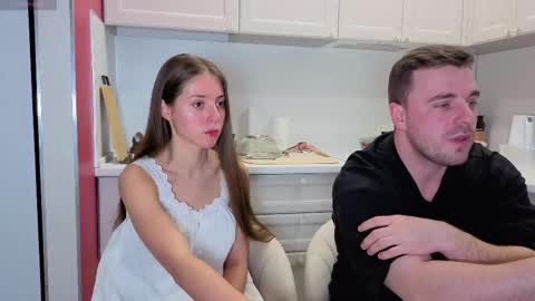 Julia and Mira online show from October 16, 6:53 pm