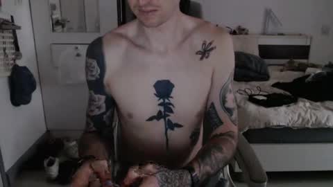 Snapshot of iheartbwc chatting on February 19, 11:06 am iheartbwc online show from February 19, 11:06 am