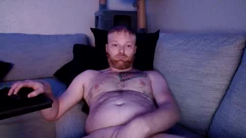 pattttt online show from December 17, 8:20 am