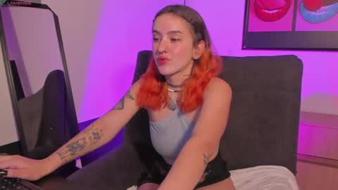    online show from December 3, 3:44 pm