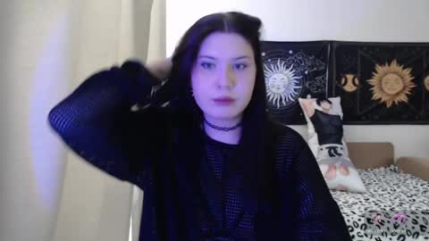 Vella online show from April 10, 1:05 pm