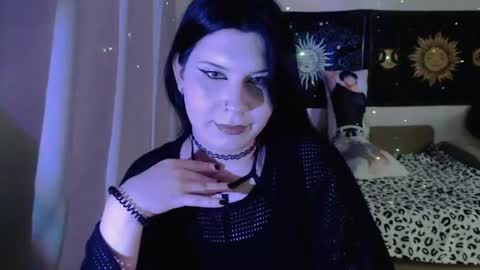 Snapshot of iintimate_flesh chatting on July 11, 11:06 pm Vella online show from July 11, 11:06 pm