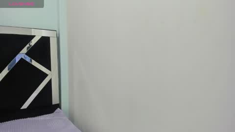 Isabella online show from October 7, 1:30 pm