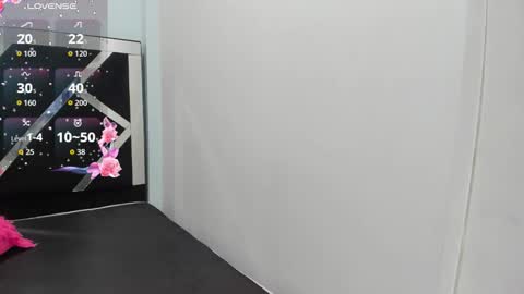 Isabella online show from October 10, 1:32 pm